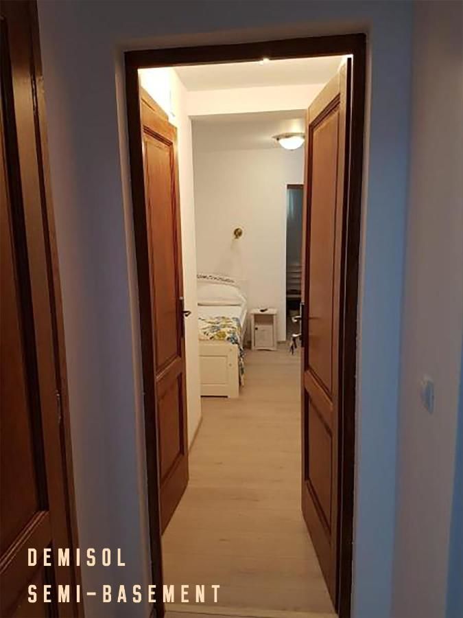 Гостевой дом Pensiunea Geostar Куртя-де-Арджеш-21